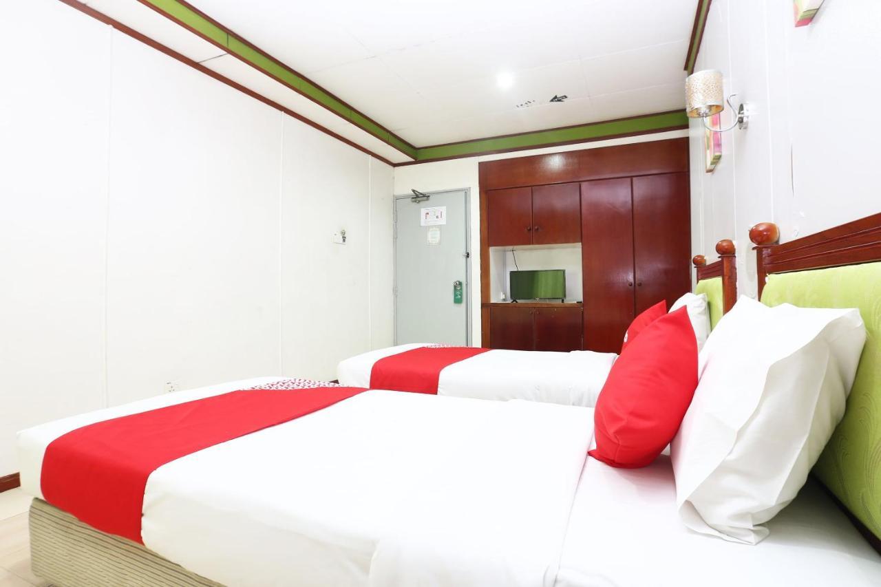 Oyo 89489 Al Ansar Hotel Kota Bharu Exterior photo